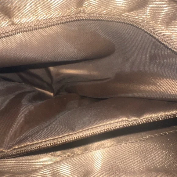 Gucci fish scale brown leather purse - Picture 7 of 9